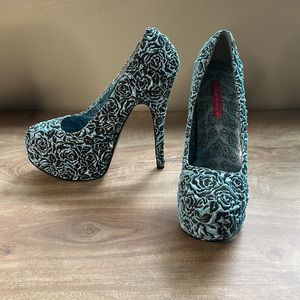 Bordello Blue/Black textured Floral Heels
